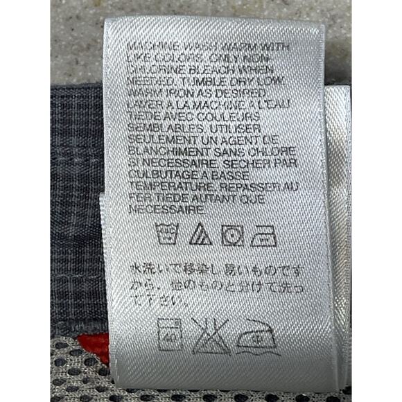 The North Face ATH6 Button Front Quick Dry Long Sleeve Gray Shirt Men’s Large - Picture 14 of 15